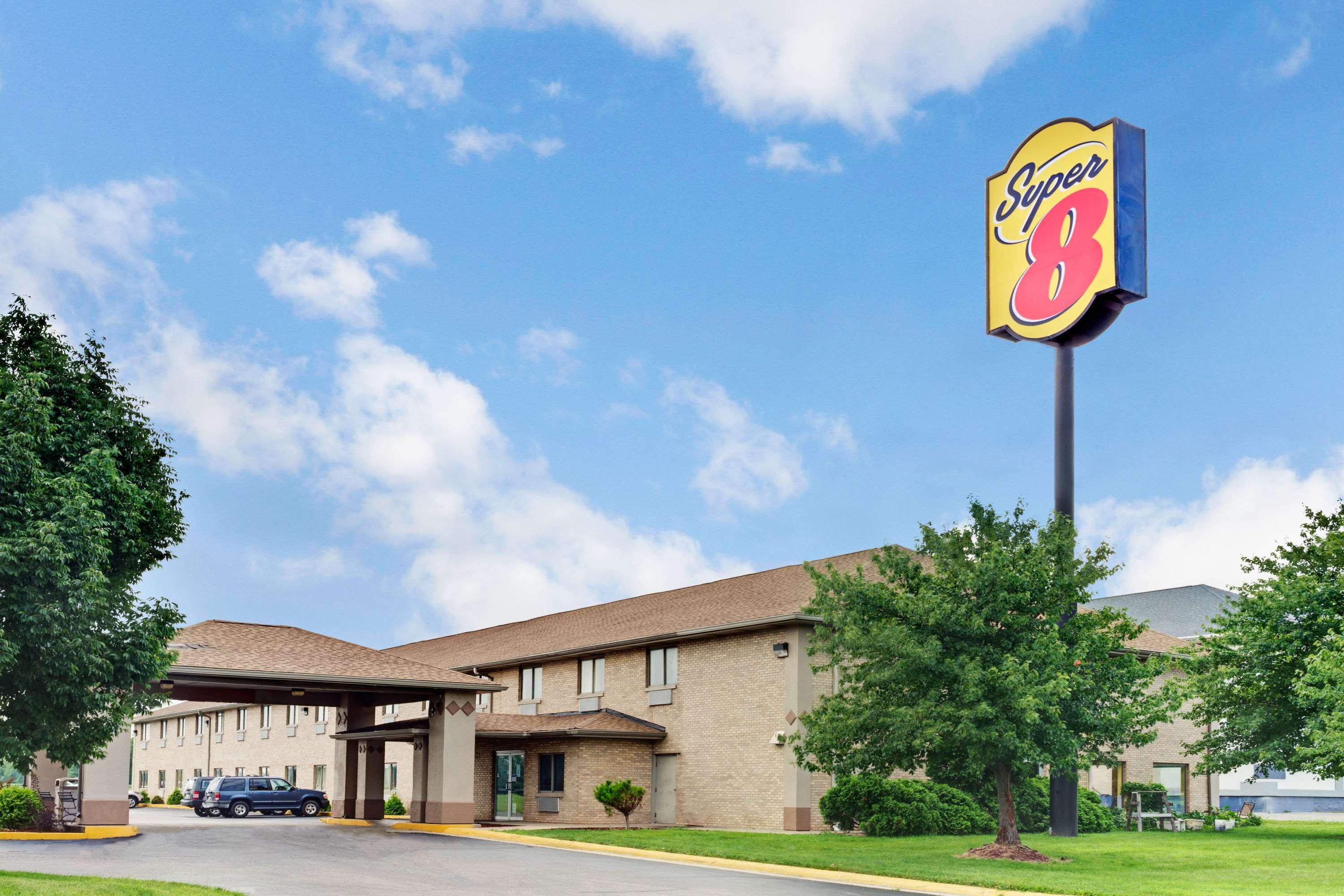 Super 8 by Wyndham Kokomo Eksteriør billede